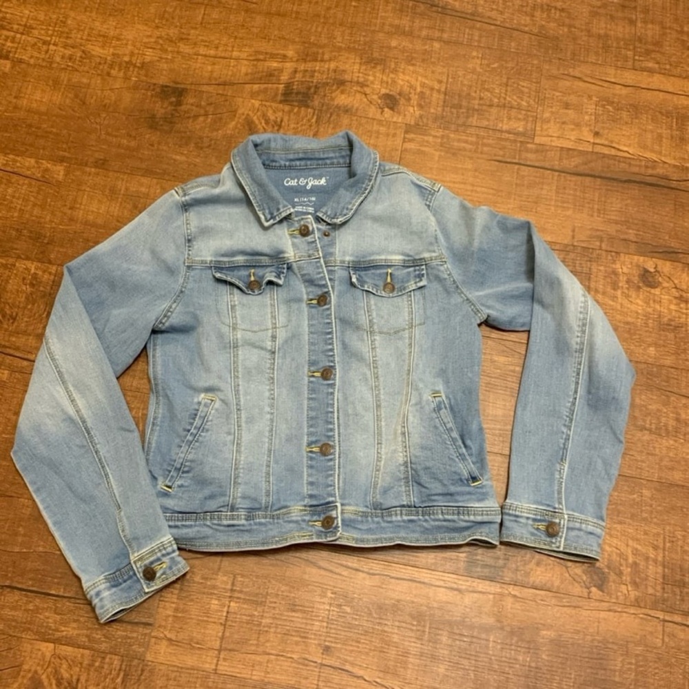 Girls Cat & Jack denim jacket